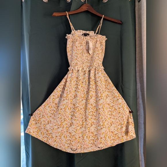 Light Blue Floral Dress Forever 21 - Picture 6 of 9